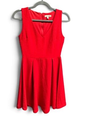 NWT GB Gianni Bini Red Dress Small Fit & Flare V Neck Holiday Party